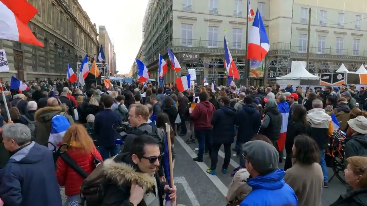 Manifestation contre la réforme des retraites et pour la paix, Port Royal le 19/03/2023 à Paris - 7