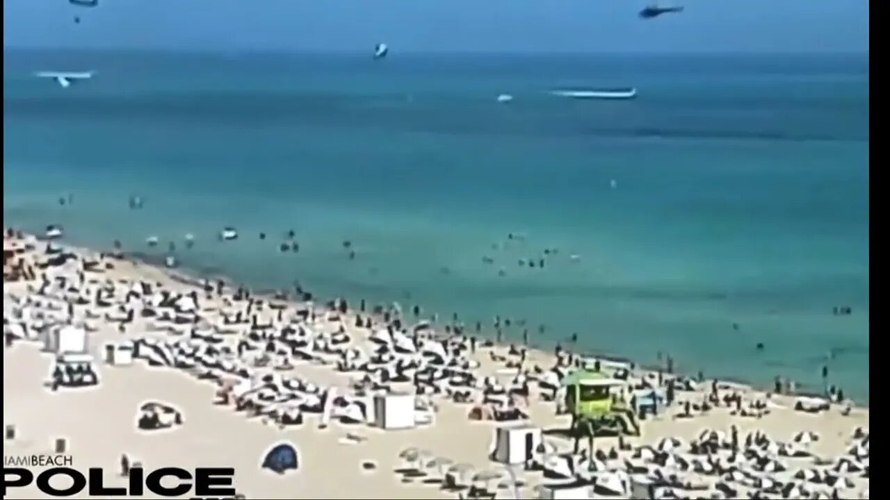 Helicopter crashes into ocean near swimmers in Miami Beach Feb. 26, 2022