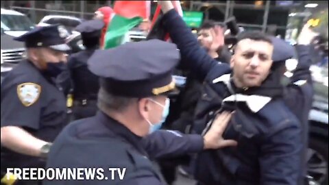 Israel and Palestine Supporters Clash In NYC