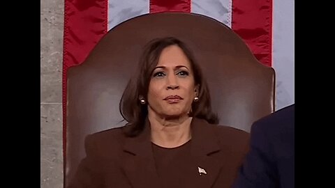 Kamala Harris, A dumbass, Dummy Weirdo 🖕💩