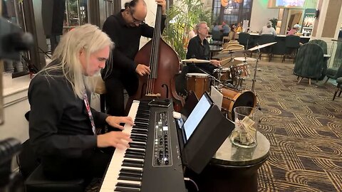 When Someone in the Crowd Asks for 'Careless Whisper' at Your Jazz Gig and the Bassist Nails It!
