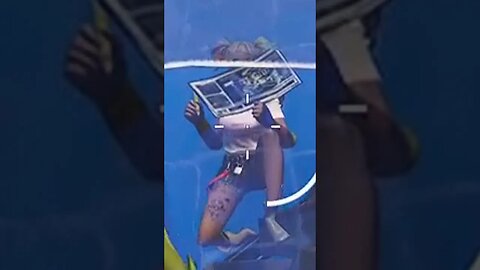 POV: You're 1v1ing a gamer girl that has 0 ping
