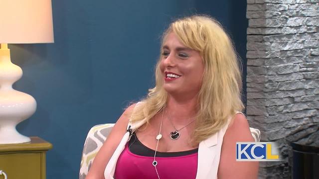 Maeret Lemons performs at Stanfords