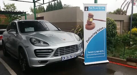 SOUTH AFRICA - Johannesburg - Bosasa auction (videos) (i3n)