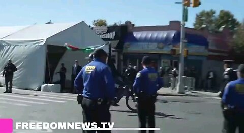 🚨#BREAKING: A Protester has been arrested after riding through Trump's secret service