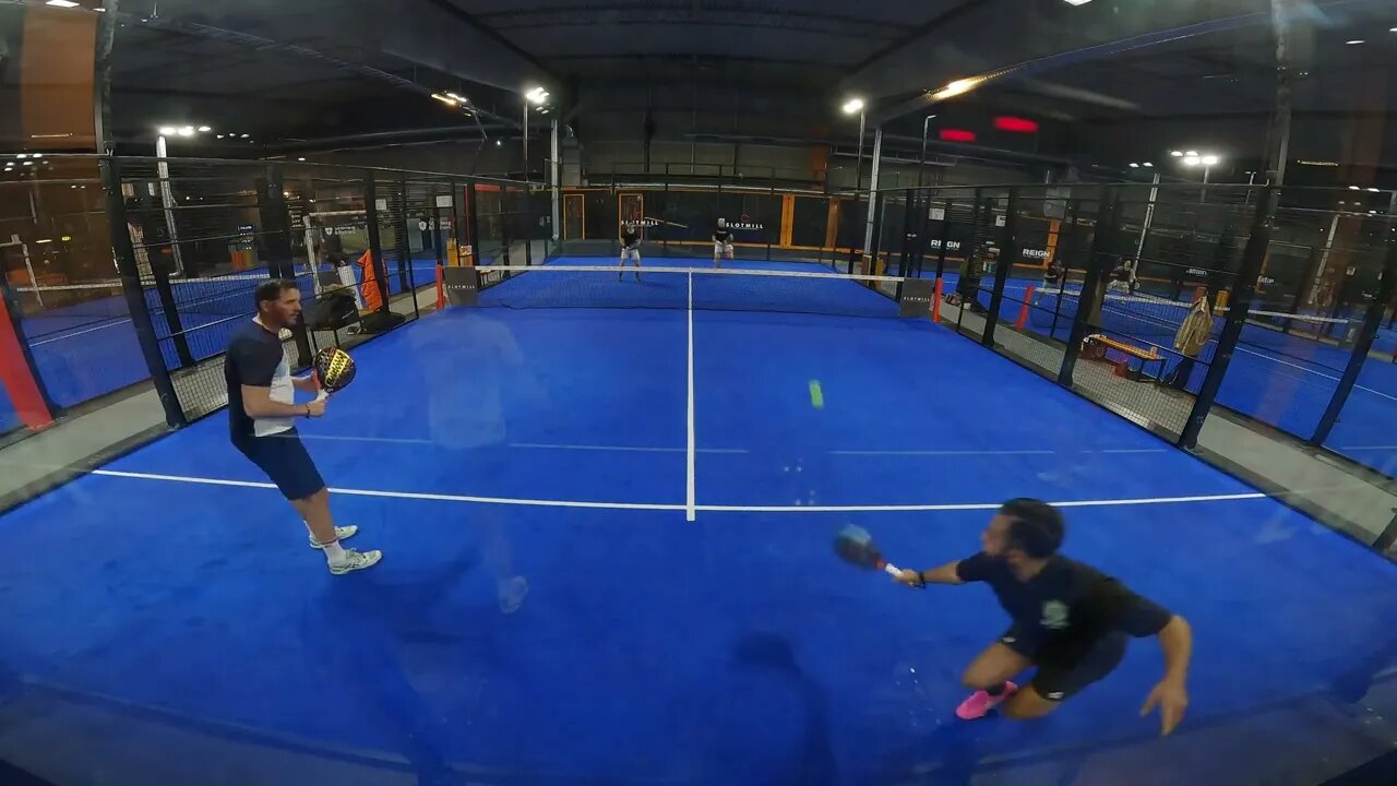 Padel Match: Alen / David VS Roger / Erik