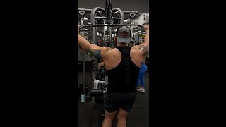 Lat Pulldowns