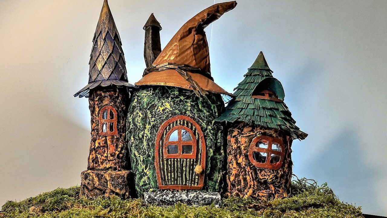 DIY Witch Castle Using Plastic Bottle