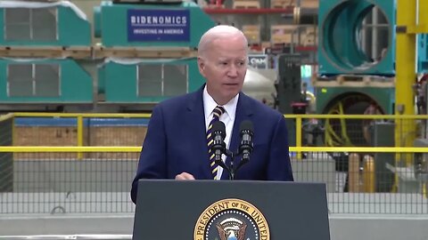 Joe Biden Again Asks For Directions To Get Off Stage Following Remarks In Milwaukee, Wisconsin