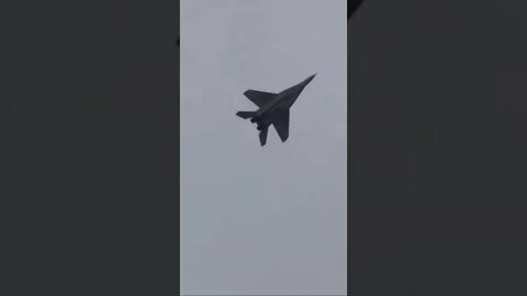 A MIG flying around in Mariupol some time over the last 48 hours.