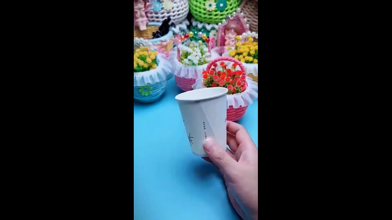 You can make a beautiful flower basket with paper cups and ropes. Have you learned?#DIY #fyp #tiktok