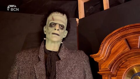 Construction On New Creepy Hollow Haunted Mansion Continues - October 5, 2022