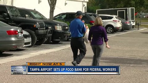 Tampa Airport sets up food bank for unpaid TSA employees