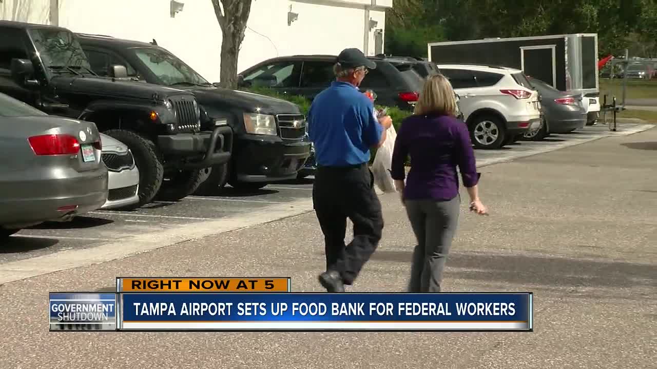 Tampa Airport sets up food bank for unpaid TSA employees