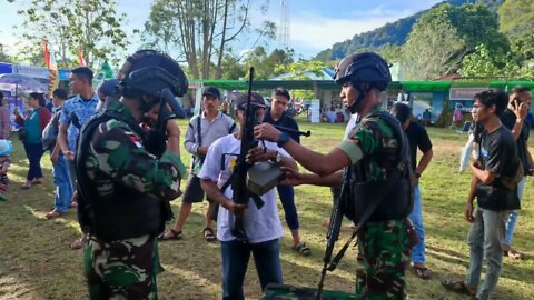 Satgas Pamtas Yonarmed 19/105 Trk Bogani Gelar Pameran Alutsista Di Perbatasan.