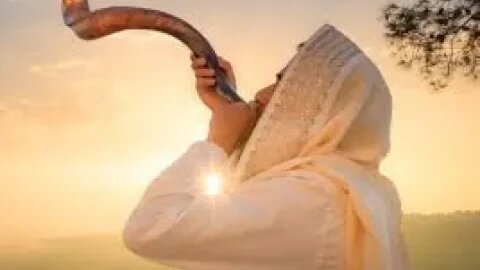 RAPTURE CLOUDS MONTH OF ELUL WE ARE NOW ENTERING & THE KING APPEARS SUDDENLY IN THE FIELD & FIG TREE