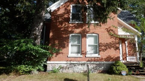 116 Balch Street, Kalamazoo, MI Presented by Richard Stewart.