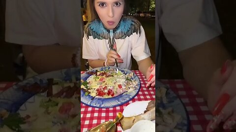 CUM ARATA O MASA CU OGURITAMICA #oguritamica #mancaciosul #romania #mancaciosu #food