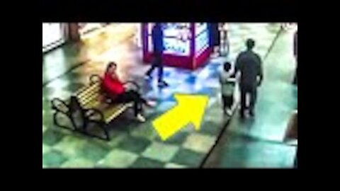 9 Months After A Six Year Old Was Kidnapped, His Father Accidentally Spotted Him In A Shopping Mall