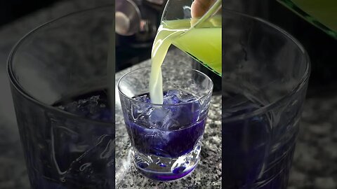#margarita #butterflypea #cocktail