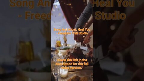 Thanksgiving 2022 | Slicing Turkey | #thanksgiving2022 #shorts #short #eating #dinner 30 Seconds #3