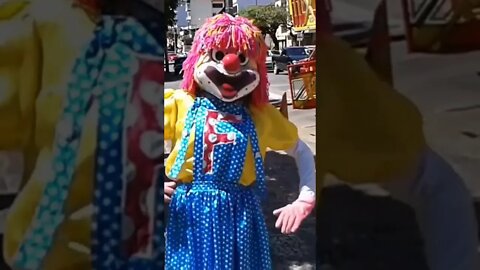 FOFÃO, FOFONA, GOKU E PALHACINHA DANÇANDO NA CARRETA DA ALEGRIA