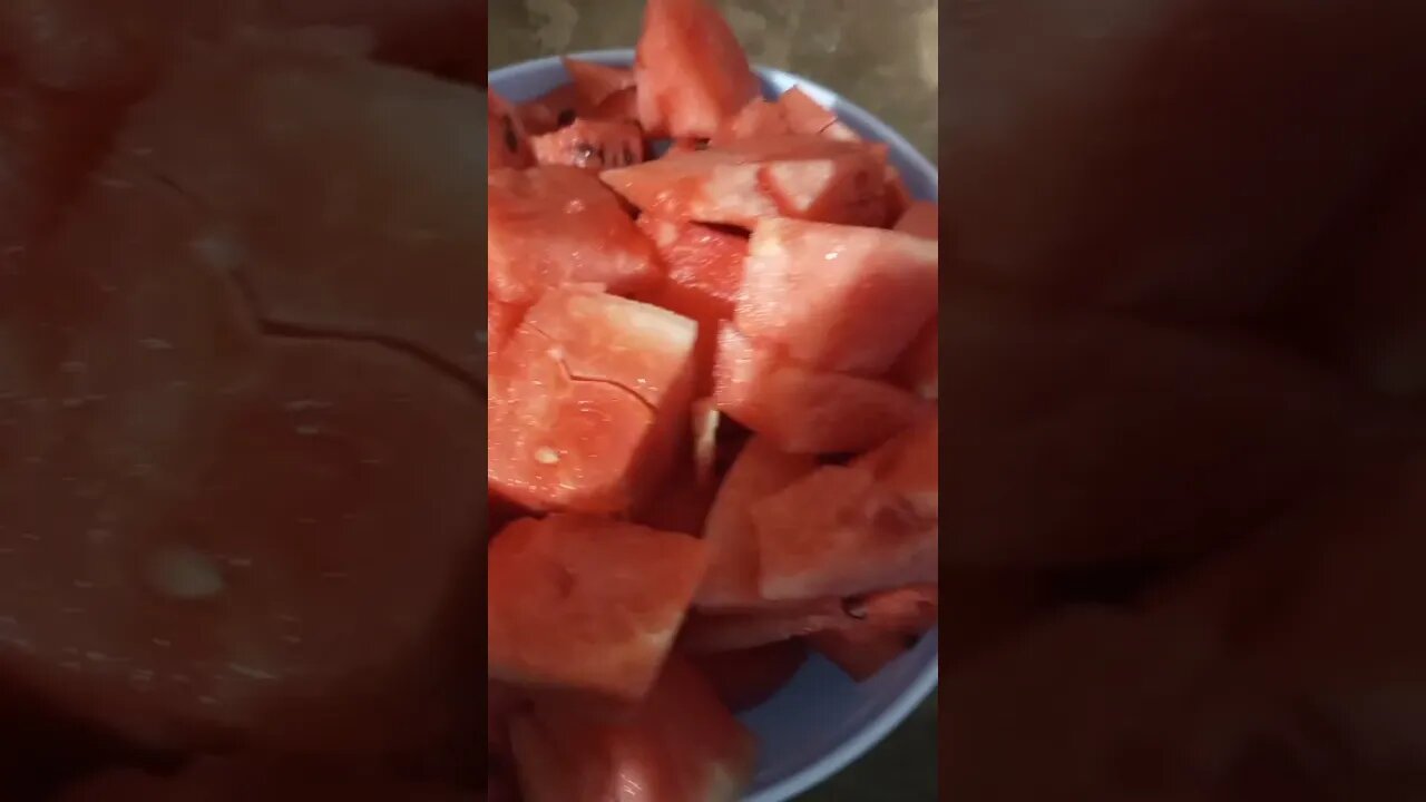 Most satisfying natural color of watermelon #shorts #ytshorts #viralreels #trending #reels #fruit