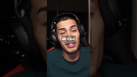 Sneako impersonates a soy boy