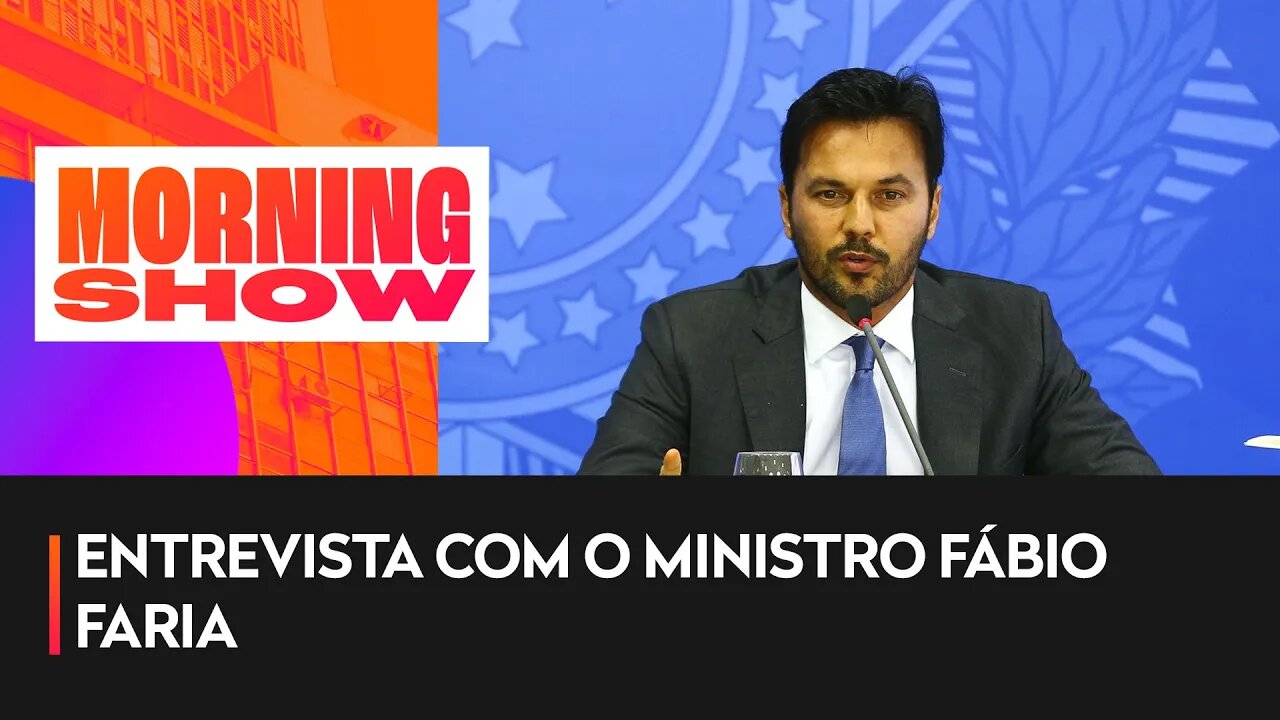 Fábio Faria explica encontro com Allan dos Santos
