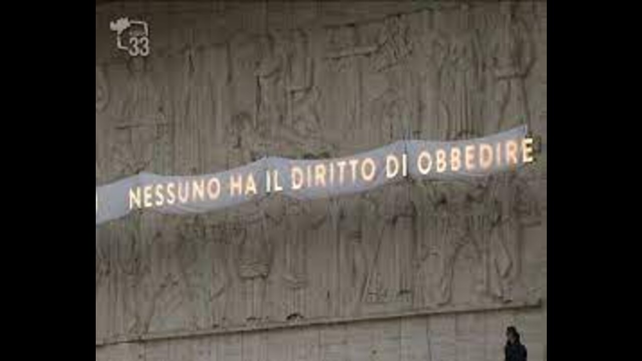 Nessuno ha il diritto di obbedire (Hannah Arendt)