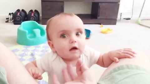 Try Not to Laugh at this adorable babies