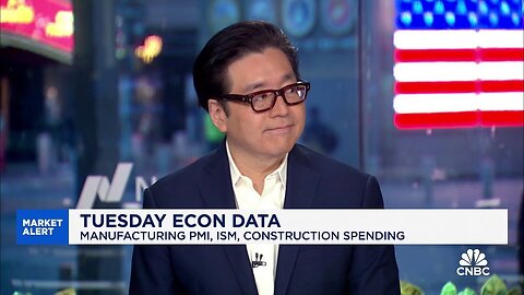 Investors should be cautious for the next 8 weeks, says Fundstrat's Tom Lee