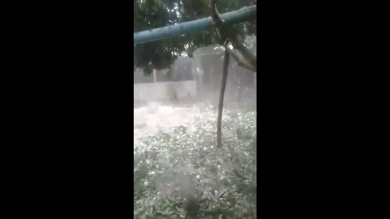 Mind-blowing hail storm causes massive damage in Russian town