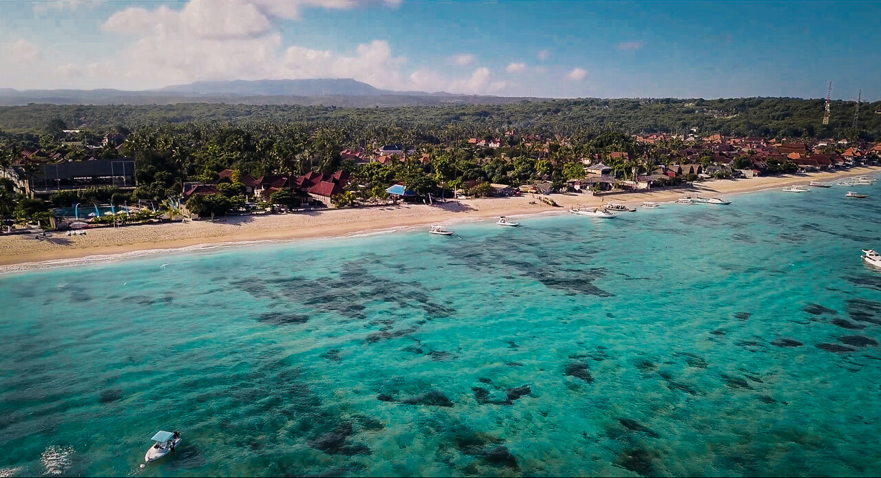 Exploring Nusa Lembongan, Indonesia