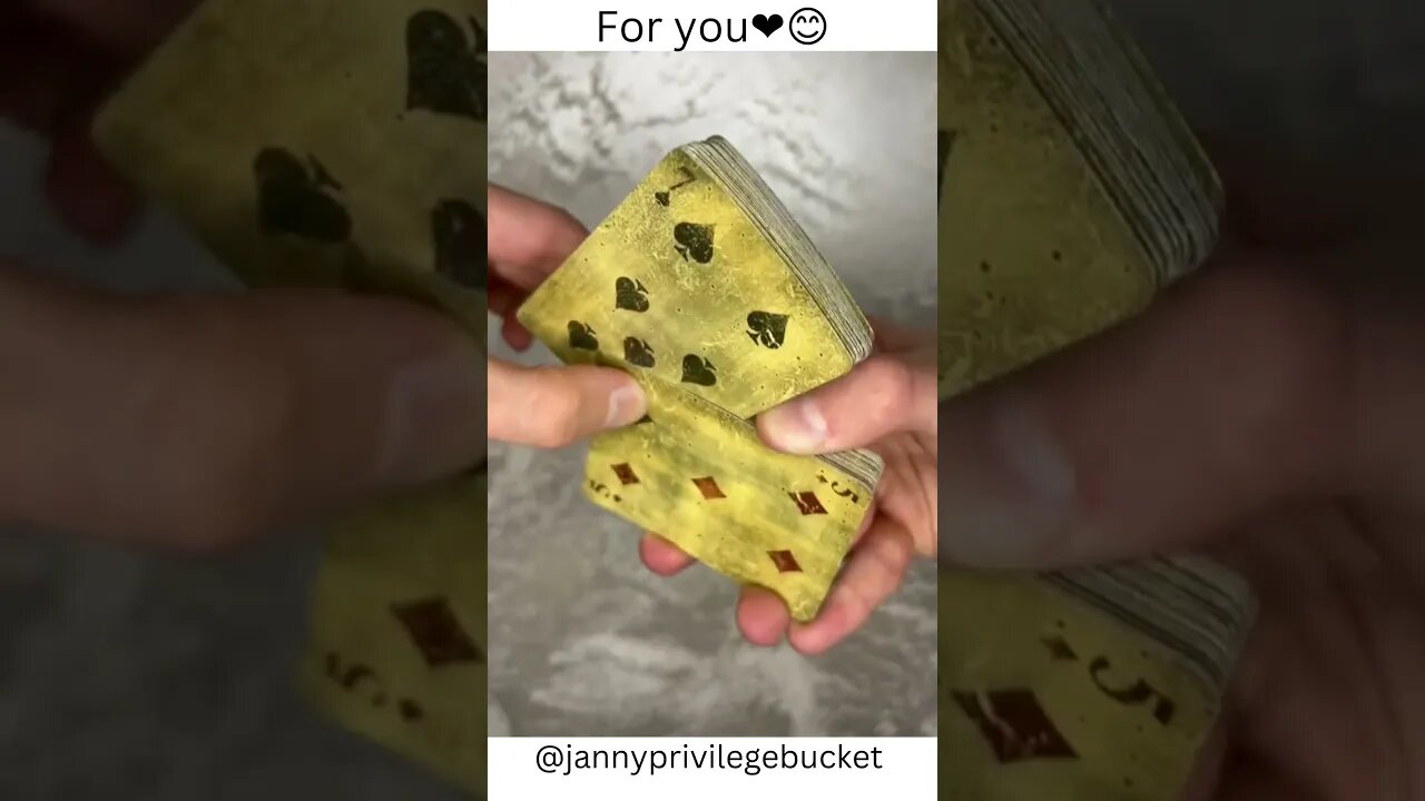 Amazing videos over internet 😍😋 #amazingvideos #videos #cardistry #fypシ #fypシ゚viral #fyp asmr #asmr