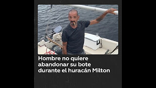 Hombre decidido a resistir al huracán Milton en un barco pesquero en Tampa