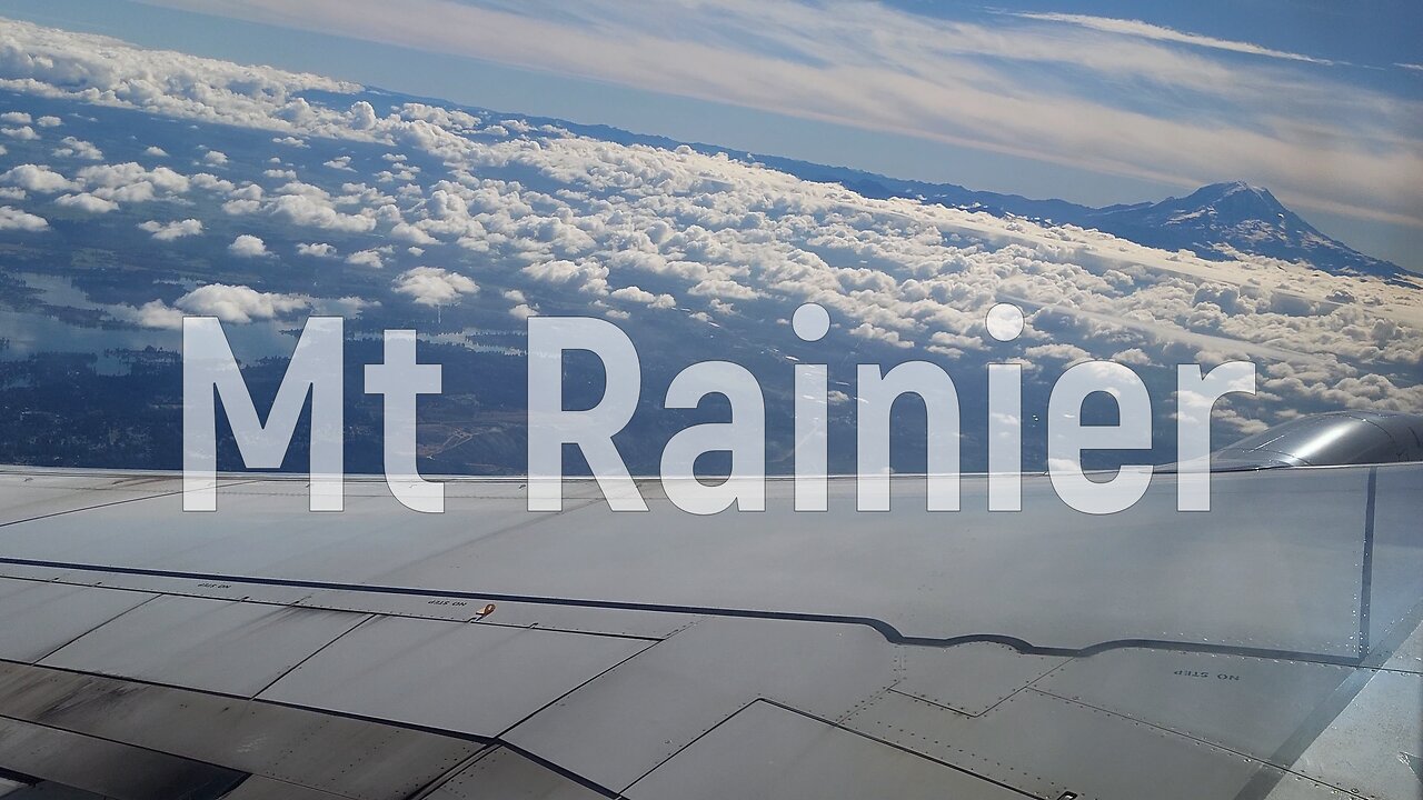 Flying by the Southern Side of Mt. Rainier