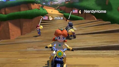 I PLAYED MARIO KART WITH @MyNerdyHome & @GeeksandGamers FANS!