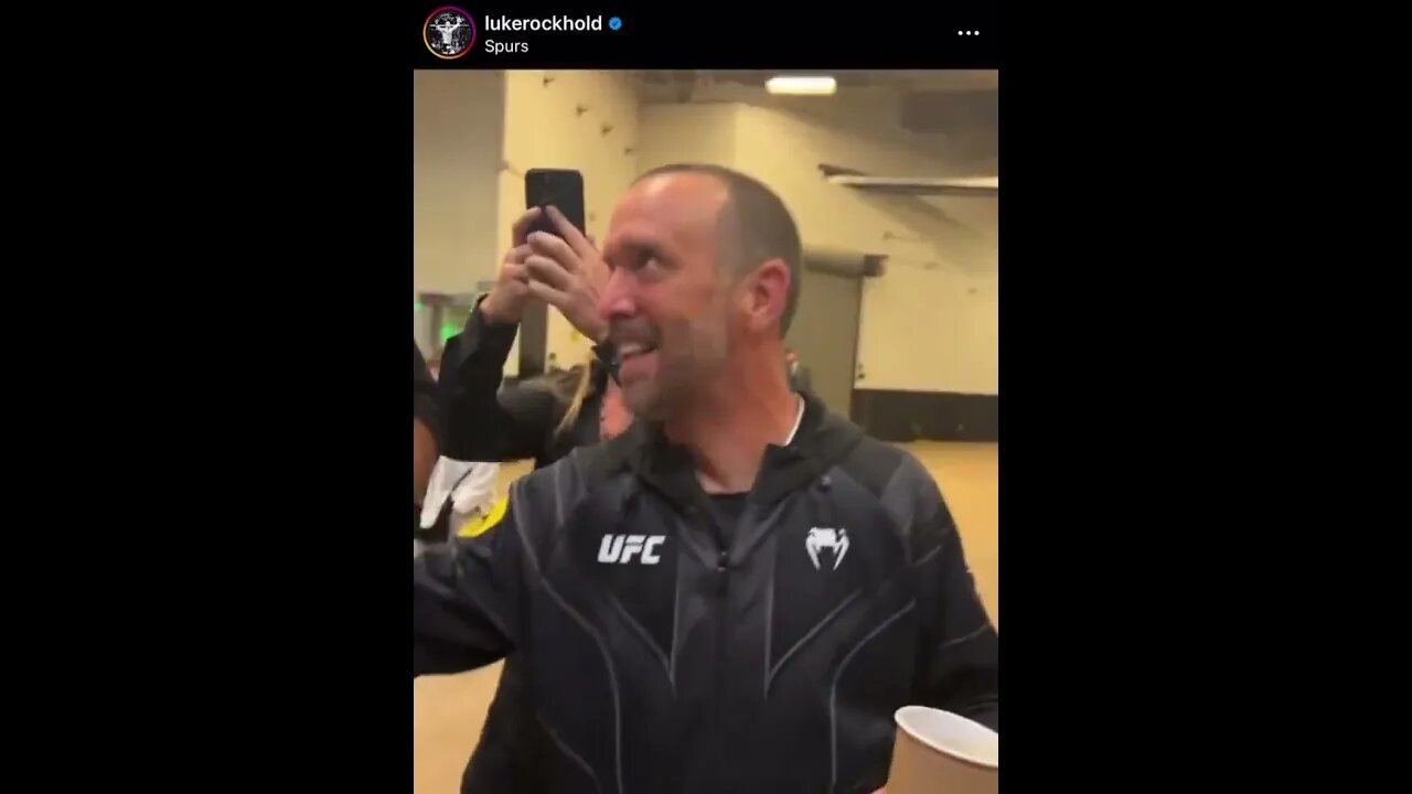 Luke Rockhold Grapples With Tim Duncan in San Antonio