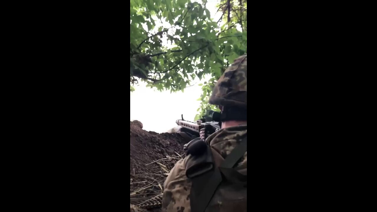 ★★★ SOF Azov fighter with MG-3
