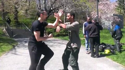 Free Sparring - Da Shou w Mike - World Tai Chi Day NYC 2015