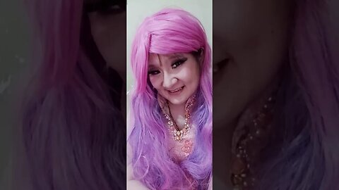 PINK HAIR .