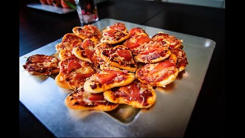 Pizzetta | Wikipedia audio article