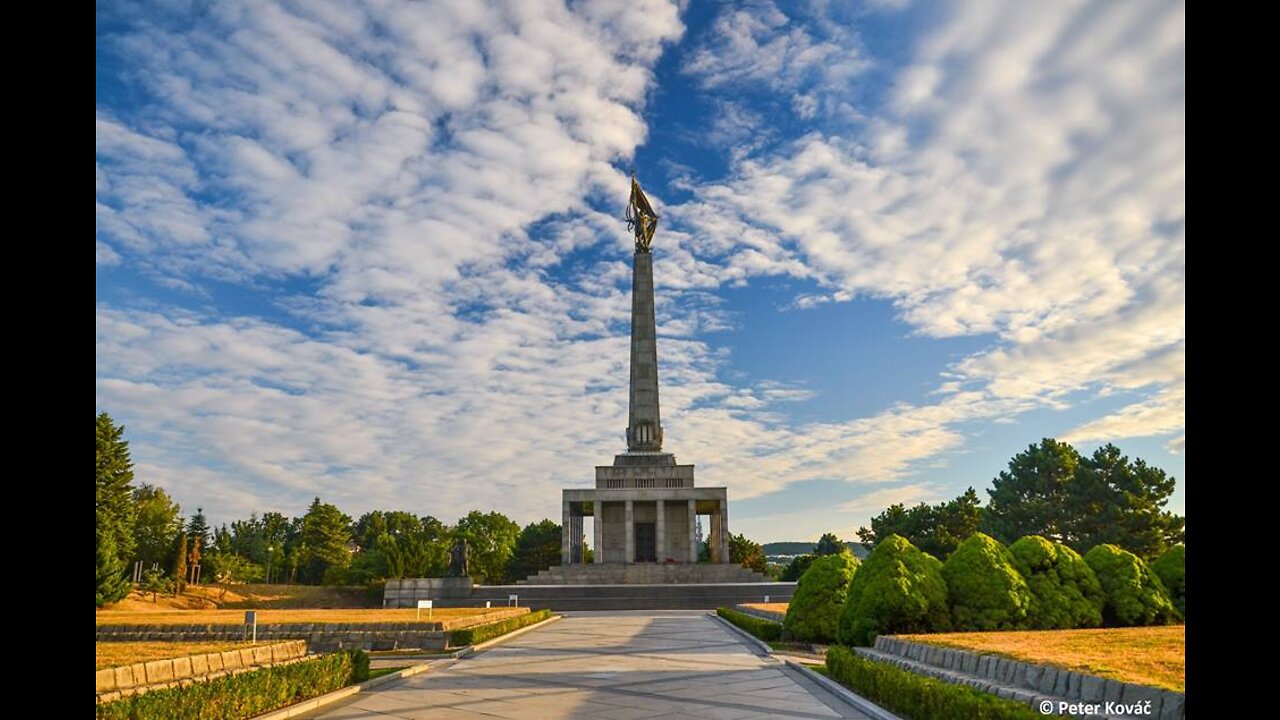 Monumento ai caduti di Slavín e cimitero dell'esercito sovietico caduto