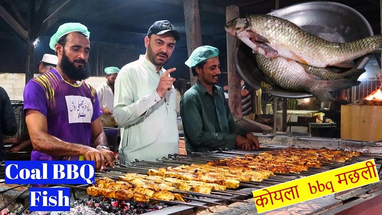 Best Grilled fish Peshawar _ Musafir Fish Point Peshawar _ Pakistani Street Food