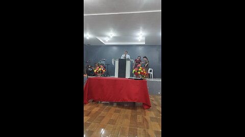 Culto ao Eterno Deus.