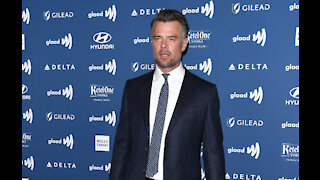 Josh Duhamel confirmed to replace Armie Hammer in Shotgun Wedding