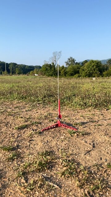 Small Estes rocket with B5 engine launch in slow motion