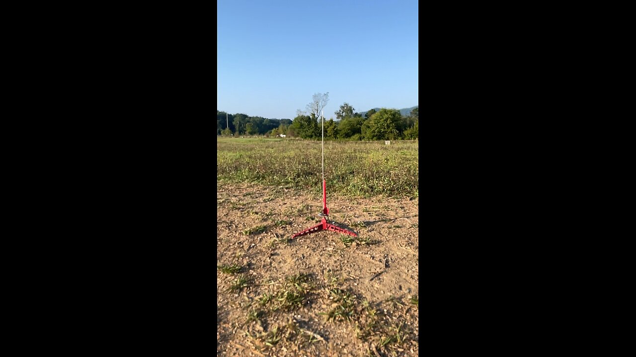 Small Estes rocket with B5 engine launch in slow motion