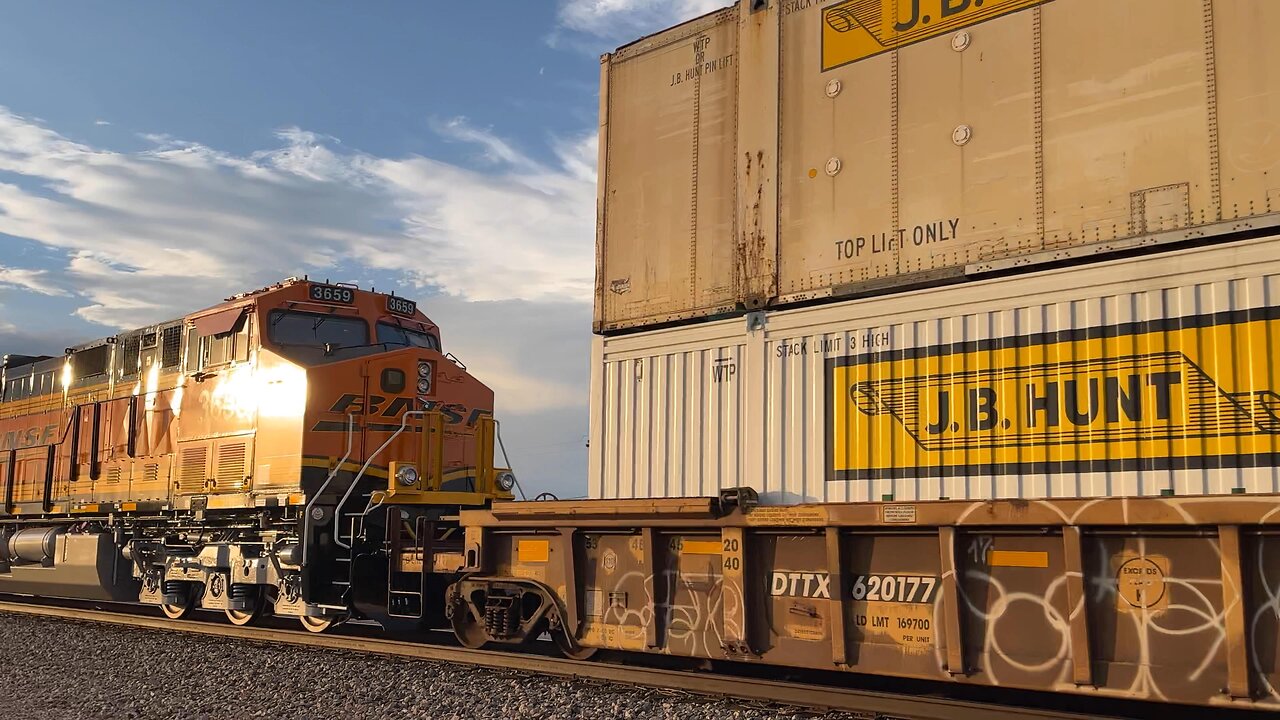 BNSF Fast Freights 6 - Dalhart Subdivision